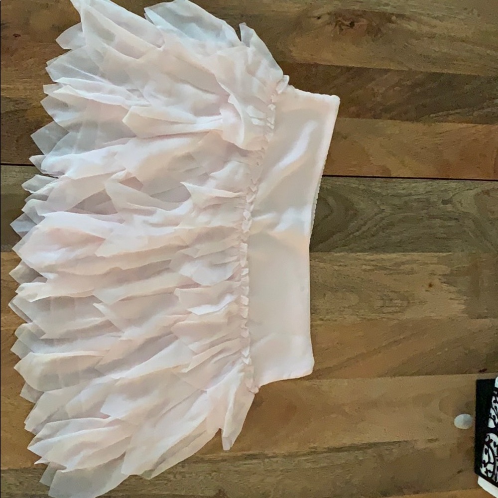 NWT Pink size medium aerie skirt